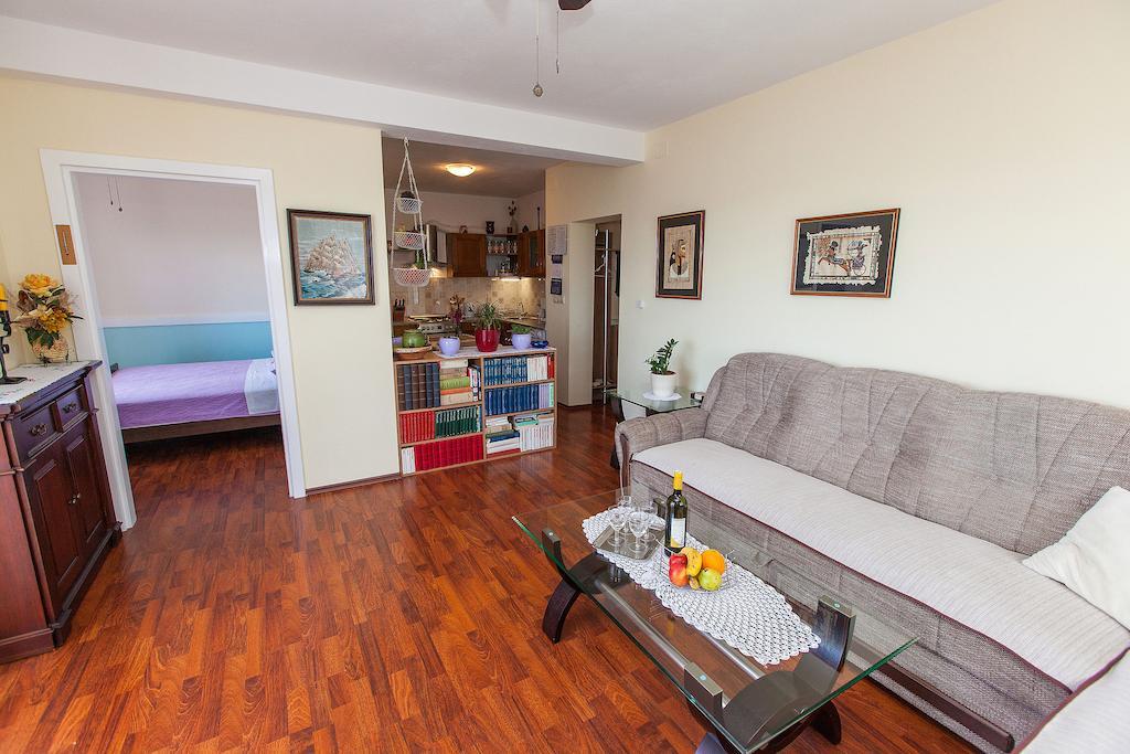 Apartments Villa Americana Jadranovo Room photo
